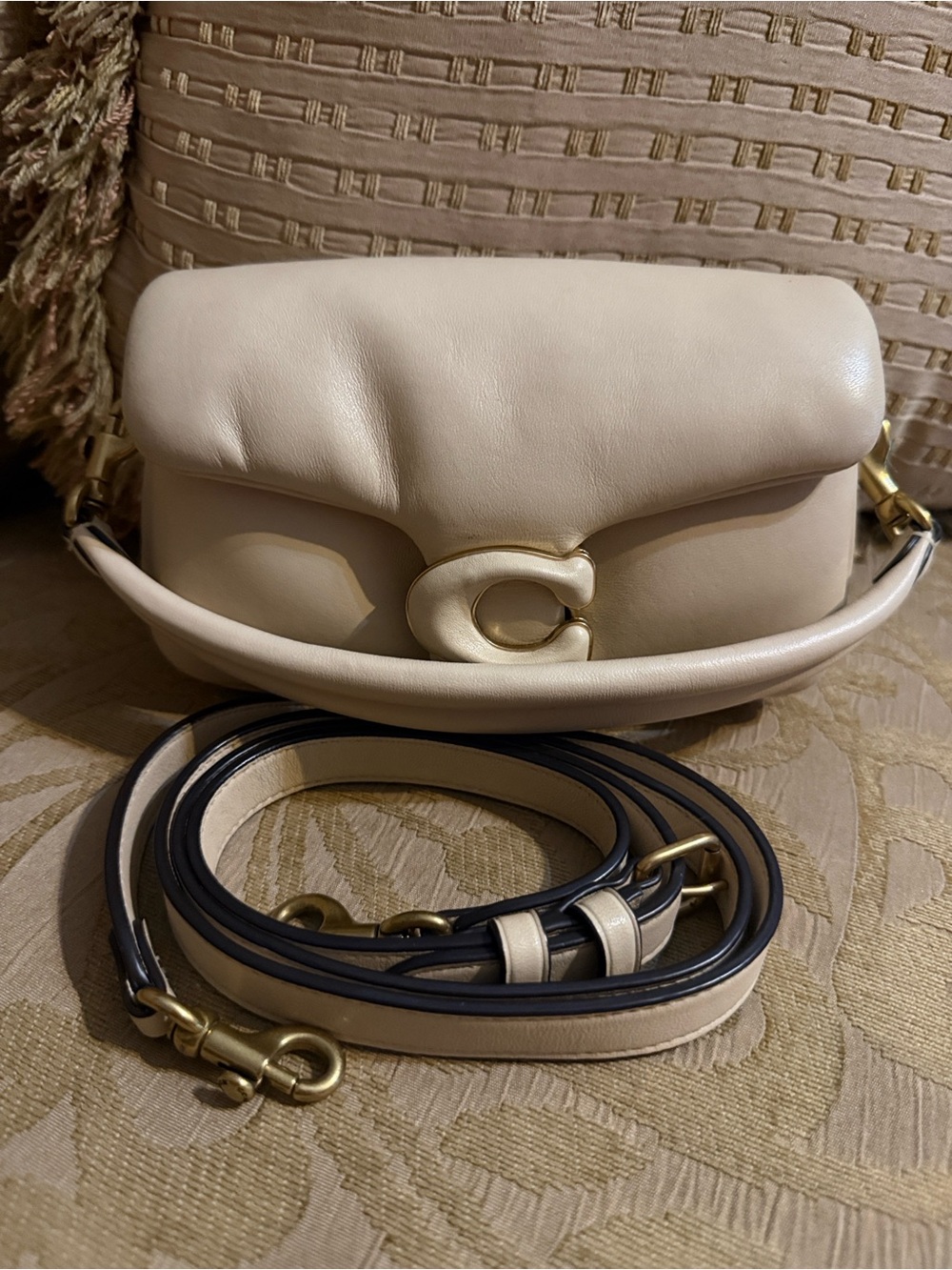 Coach Pillow Tabby Shoulder Bag 18 preloved